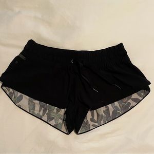 Lululemon swim cover up cactus / black shorts size 8